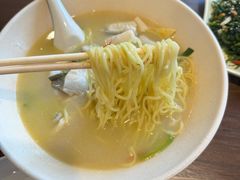 -玖鲜小笼(中山广场店)