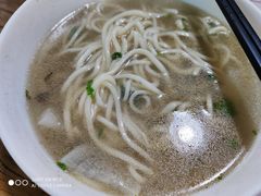 -陇上全荟兰州传统牛肉面(延吉路店)