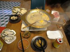 -天成·潮州牛肉脆肉鱼生蚝自助火锅