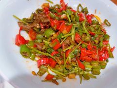 -松沪名灶·豆浆鱼头·新上海菜(飞航吾悦广场店)