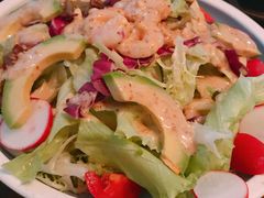 牛油果大虾沙拉-JUKEBOX玖部音乐餐厅(华侨城店)