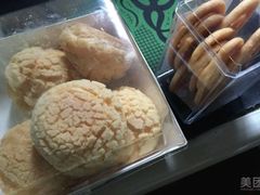 -万宝财富商业广场