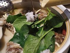 招牌筒骨砂锅-小骨煲金华砂锅(转塘金街美地店)