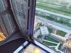 -影汇之星8字形摩天轮
