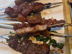 -街角等你.大连海鲜烧烤.经典铁板海鲜串(西安路店)