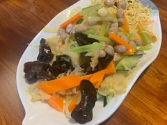 -六禾熏酱小酒馆·东北菜(海甸岛店)