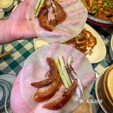 三里屯人均半个毛爷爷（60+给我吃迷糊了……