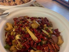 -江渔儿酸菜鱼·拔草餐厅(虎门君乐汇店)