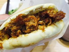 肉夹馍-魏家凉皮(铜锣湾店)