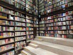 -钟书阁(群光广场店)