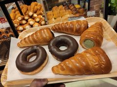 巧克力甜甜圈-山崎面包(百联世纪店)