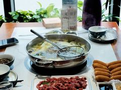 -乡土黄·鲜牛肉火锅·小龙虾(兴业街店)