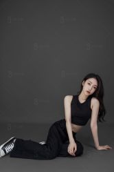 -onlygirl摄影美学馆高端定制(江滩店)