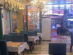 -城堡俄式西餐厅(中央大街索道店)