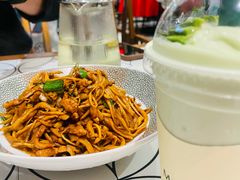 脆笋炒肉丝-东苑匠厨