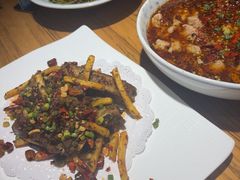 -小三峡食府(西五路店)