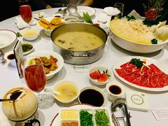 招牌松茸清汤底-洋房火锅(新天地店)