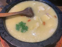 石锅石林竹笋煨豆腐乐-雀舞云南菜(乐客城店)