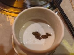 -沪上名羊天下•烤羊腿•东北烧烤•小龙虾(浦东直营总店)
