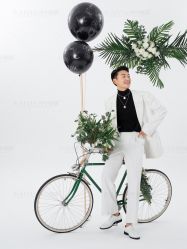 -雪中彩影婚纱摄影·微光艺术中心