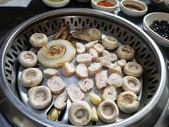 -草家酱蟹炭火烤肉店(珲春南路一店)