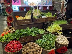 -客家大院·非遗赣南客家菜(郁孤台店)