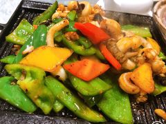 青椒铁板鱿鱼-山泉公馆酒家(广州东站店)