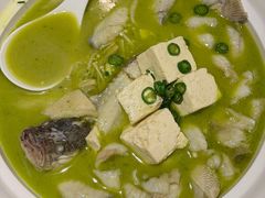招牌豆腐花青椒鲈鱼-湖鱼湖·蓉亭食贝(亚运村店)