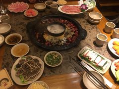 -舒家大院重庆老火锅(纪念塔店)