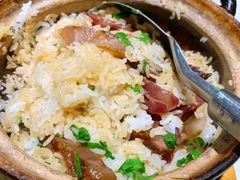 腊肉煲仔饭-周锦记广式餐厅