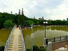 -东港音乐喷泉广场