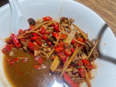 -聚鑫朋酸菜肥肠(文艺路口店)