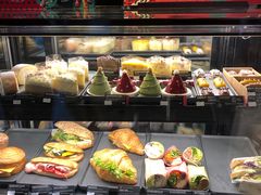 面包甜点陈列柜-星巴克臻选(宁波天一广场店)