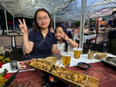 -刘姐啤酒鱼民族演艺餐厅(西街总店)