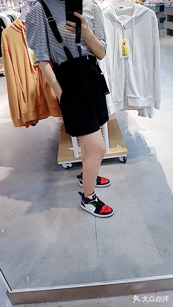 爱啦爱啦，这家品牌折扣店真的实惠到爆