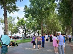 -人民防洪胜利纪念塔