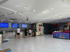 -包玉刚游泳场(黄龙恒励大厦店)