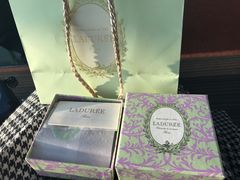 -ladurée(戴高乐机场T 2F店)