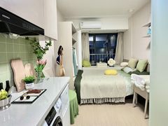 -东方体育中心(地铁站)