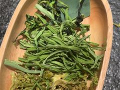 -三出山火锅(南京万象天地店)