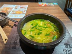 -良米山·云南野生菌过桥米线(上海首店)