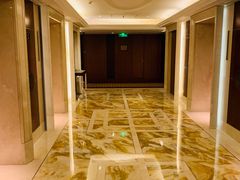 -上海雅居乐万豪侯爵酒店
