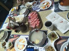-魔法帽酱料牛肉小火锅(米兰店)