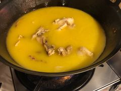 -鲜入围煮花胶鸡海鲜火锅