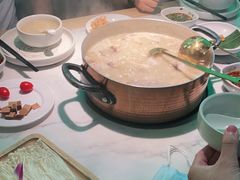 -六少·猪肚包鸡火锅(卓悦INTOWN店)