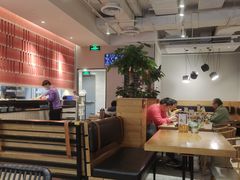 -必胜客(百联又一城店)