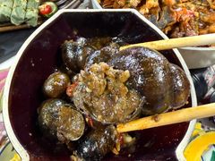 -刘姐啤酒鱼民族演艺餐厅(西街总店)