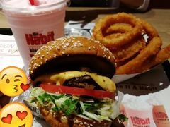 -The Habit Burger Grill 哈比特汉堡(复兴soho店)