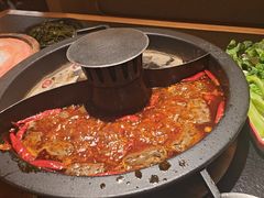 -晓宇重庆火锅(西安荟聚店)
