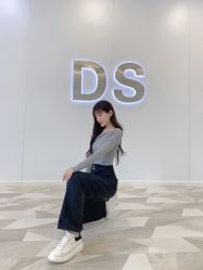 -单色舞蹈